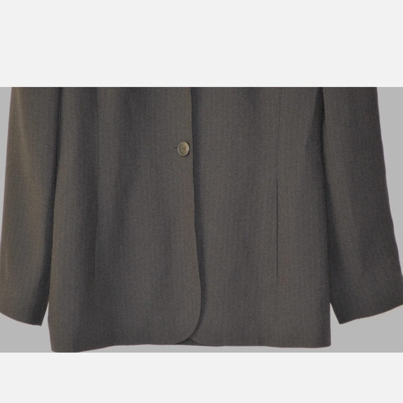 ANN TAYLOR Women's Gray Pinstripe Blazer Suit Jacket Size 4 - Picture 3 of 9